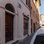 Piazza Santa Maria In Trastevere Lovely Flat