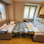 Affitto Due Camere, Due Bagni In Villa