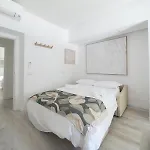 White Ottaviano