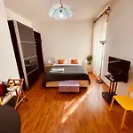 Easy Stay Apartment City Center