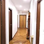 Vatican Era Guest House