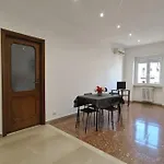 Apartment - Rome