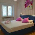 Santo Apartment In Trastevere