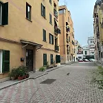 Palms House
