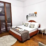 Vatican Era Guest House