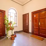 Cody\'S Apartment