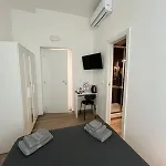 Rome Groove Rooms