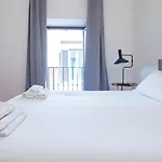 Piazza Navona Elegant And Central Three-Room Apt
