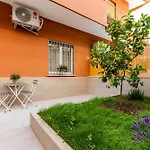 Gemelli Di Fausto, Intera Casa