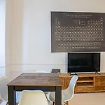 Stylish Apartment Close To Piazza Navona