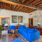 Romac Leone Apartments
