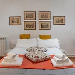 Casa De\' Medici In Via Giulia