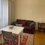 Charming Apartment Near The Colosseum 60 Sqm 4 Pers Air Conditiond