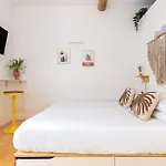 Cantoni 4B - Studio At Colosseum