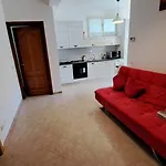 Rosasco House