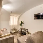Cozy Flat In Front Of Fori Imperiali