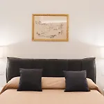 Pax Apartment