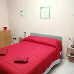 The Subway Apartment - Metro A Room