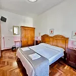 Pardis Guest House