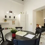 San Peter Borgo 68