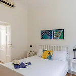 Iflat Vatican Elegant And Spacious Apartment