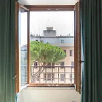 Gemma House - 100Mt To Metro Station, 2 En-Suite Bathrooms