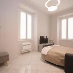 Rome Flat 42 By Ghor