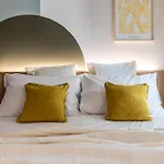 Dafne Room Un\'Oasi Romana Per Coppie