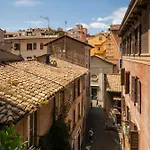 The Roman Empire Guesthouse