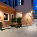 Major House - Luxury Apartments In Rome By Hostand