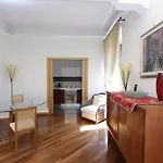 Modena Flat