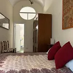 Stylish Apartment In Central Rome \