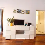 Cheerful Flat In Funky Rome