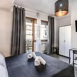 Radio Hotel