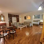 Authentic Roman Apartment With Terrace