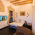 Conte Green House - 2 Apartments