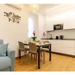Lux Vaticana Suite