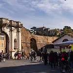 Dave\'S Home In Trastevere