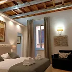 Fontana Di Trevi - Historic Center Apartment