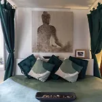 Navona Dream Flat