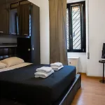 Home Suitte In San Giovanni Near Basilica - Roma -