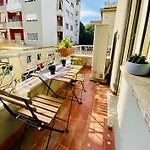 Dr House Luxury Apartment