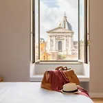 Iflat Vatican & Navona Brand New Chic Apartment