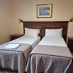 Domi 10 Apartment, Stazione Termini, Via Curtatone 12