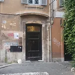 Rome Apartment Colosseo S 1 Floor