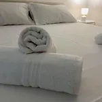 Appio Claudio Rome Apartment
