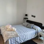 Romantika Guest House