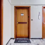 96\' Degli Ubaldi Studio