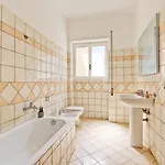 Cozy Apartment Angeloni