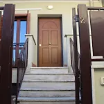 Casa Indipendente Fronte Metro C